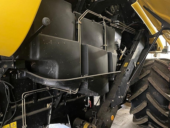 New Holland CX 5080 14 of 22