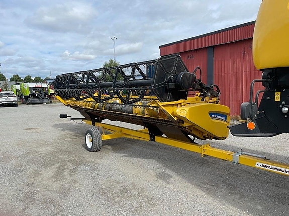 New Holland CX 5080 8 of 22