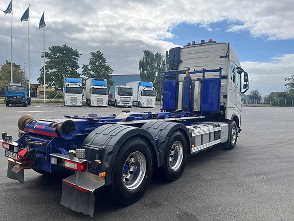 Volvo FH 6x4 Lastväxlare HIAB 4 of 7