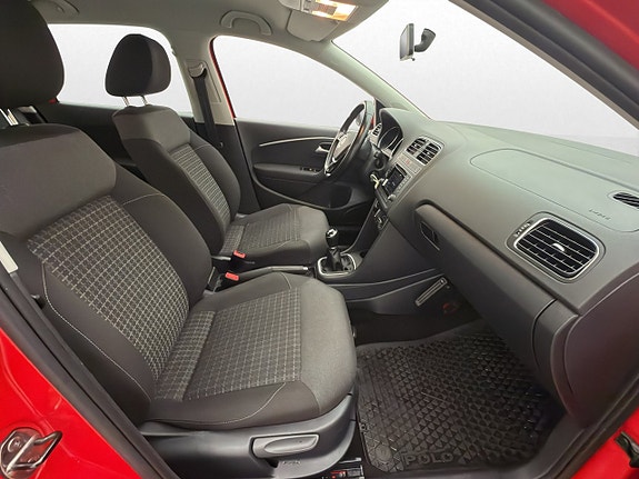 Volkswagen Polo 19 of 24