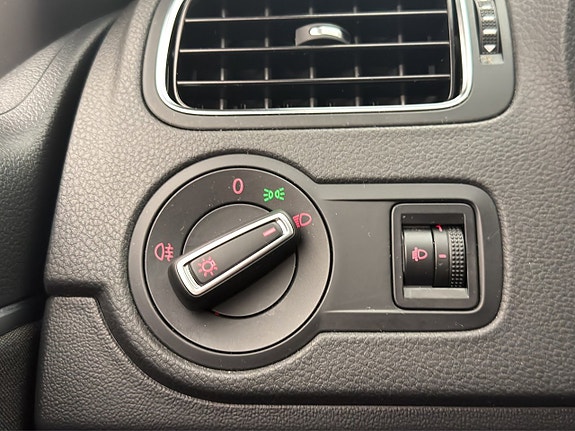 Volkswagen Polo 13 of 24