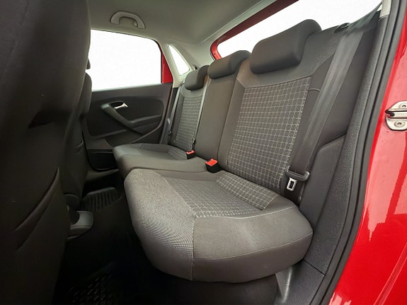 Volkswagen Polo 17 of 24