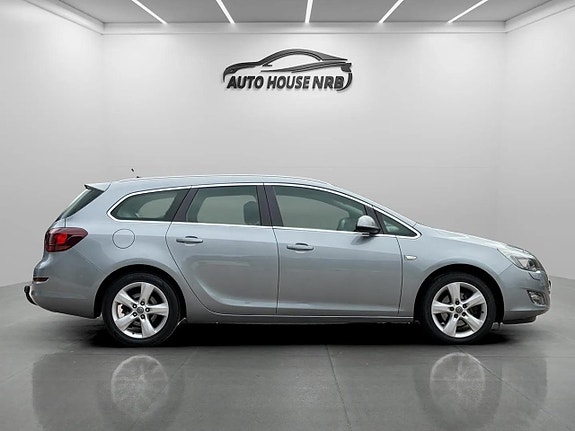 Opel Astra 12 of 23
