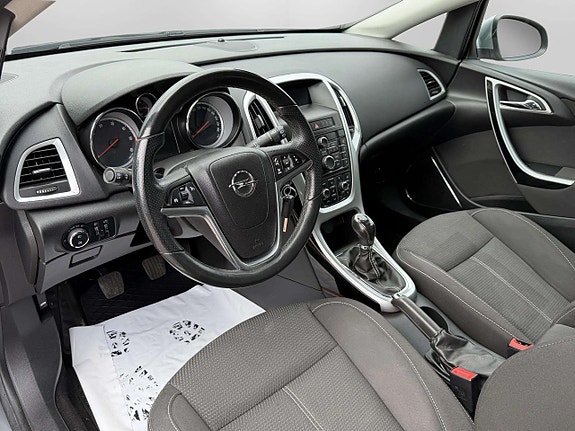 Opel Astra 14 of 23
