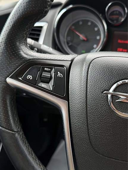 Opel Astra 16 of 23