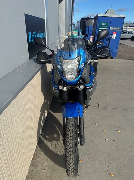 Yamaha XT660Z 6 of 8