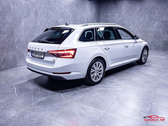 Skoda Superb 7 of 30