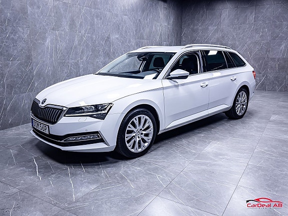 Skoda Superb 3 of 5