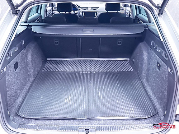 Skoda Superb 17 of 30