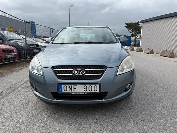 Kia Ceed 4 of 27