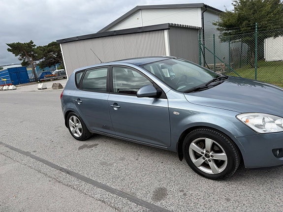 Kia Ceed 5 of 27
