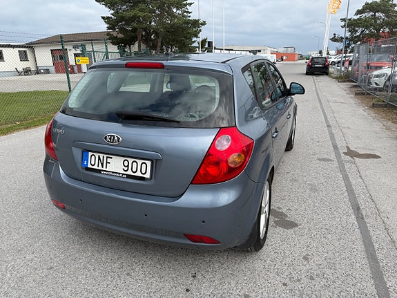 Kia Ceed 8 of 27