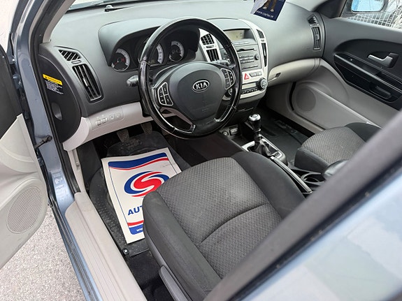 Kia Ceed 18 of 27