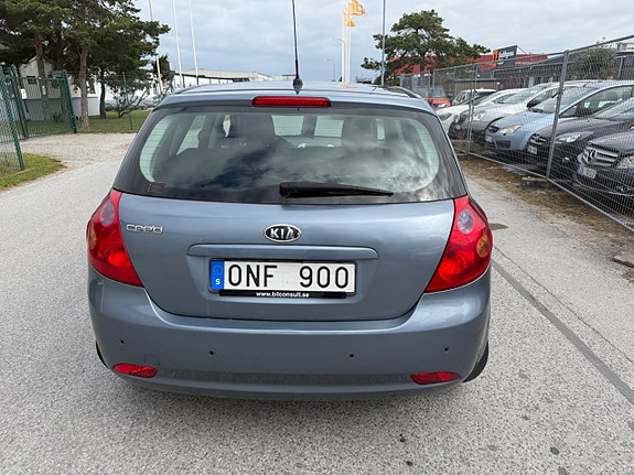 Kia Ceed 7 of 27