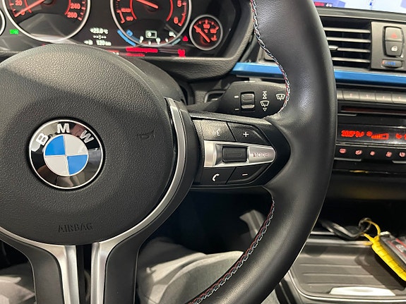 BMW 318d 16 of 23