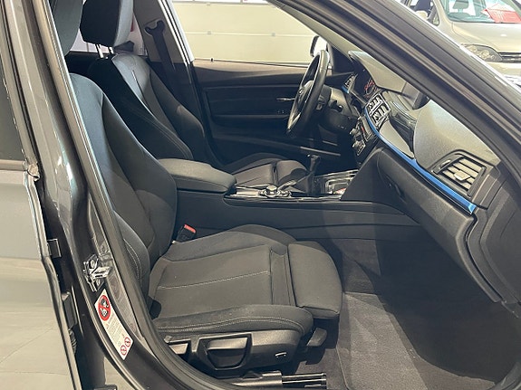 BMW 318d 20 of 23