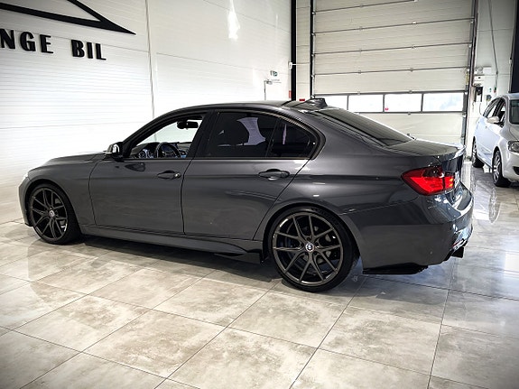 BMW 318d 6 of 23