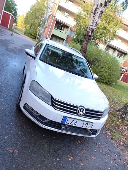Volkswagen Passat 4 of 5