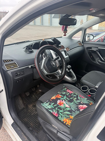 Toyota Verso 6 of 11