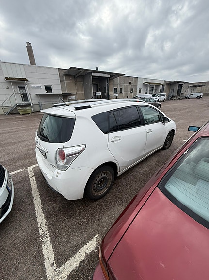Toyota Verso 3 of 11