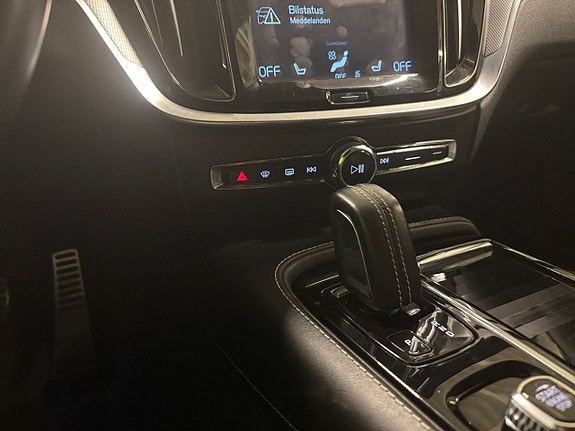 Volvo S60 10 of 20