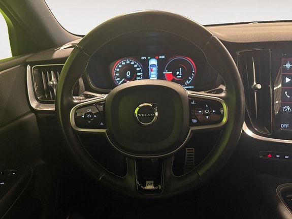 Volvo S60 12 of 20