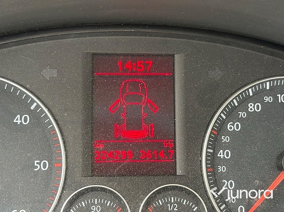 Volkswagen Caddy 13 of 22