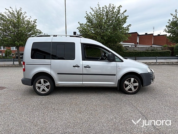 Volkswagen Caddy 8 of 22