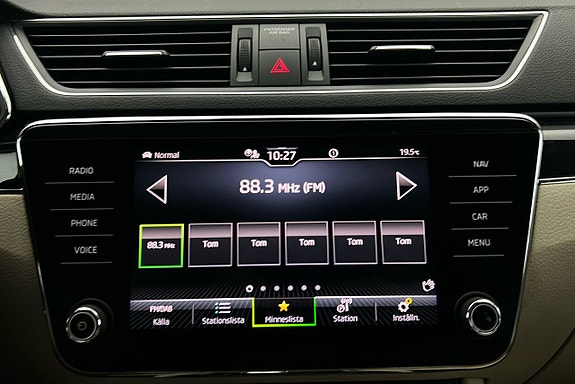 Skoda Superb 8 of 30