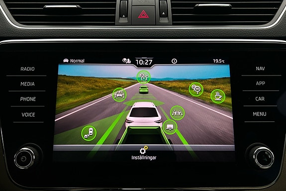 Skoda Superb 25 of 30