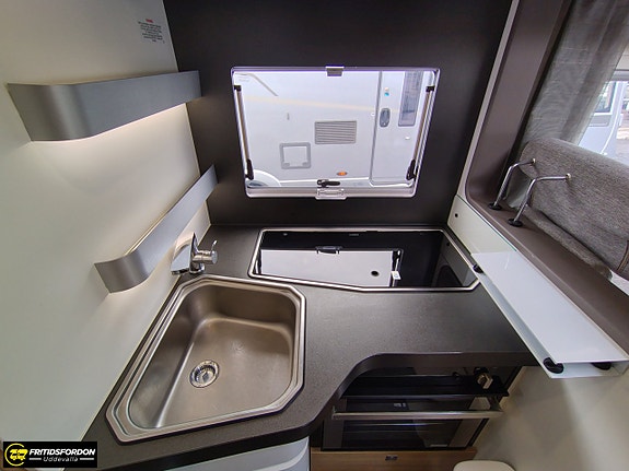 Adria SONIC I 700 SL Plus Alde 11 of 21