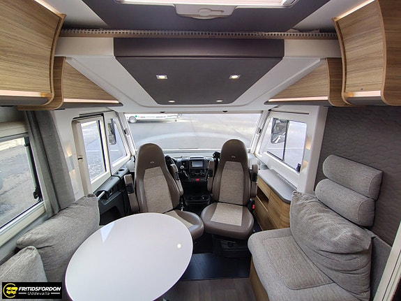 Adria SONIC I 700 SL Plus Alde 8 of 21