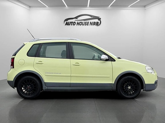 Volkswagen Polo 12 of 23
