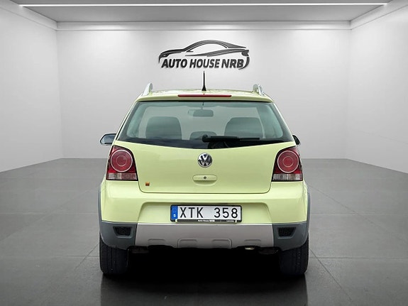 Volkswagen Polo 9 of 23