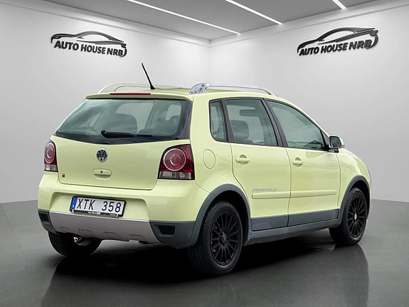 Volkswagen Polo 10 of 23