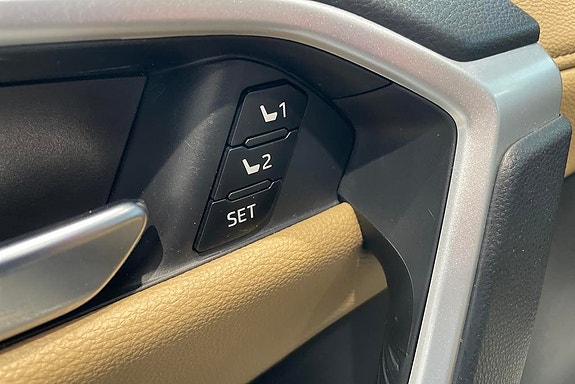 Toyota RAV4 18 of 19