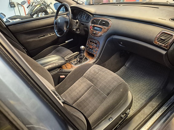 Peugeot 607 5 of 8