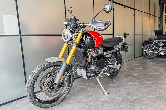 Triumph Scrambler 1200 XE 2 of 5
