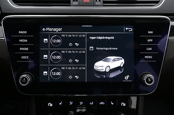 Skoda Superb 17 of 27