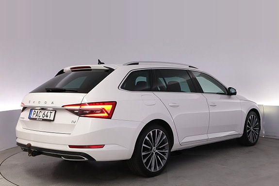 Skoda Superb 5 of 27