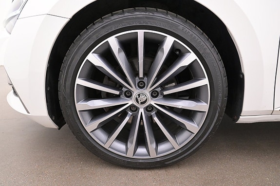 Skoda Superb 27 of 27