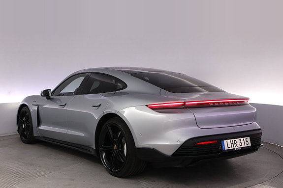 Porsche Taycan 4S 4 of 27