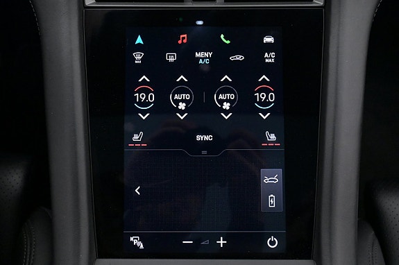 Porsche Taycan 4S 18 of 27