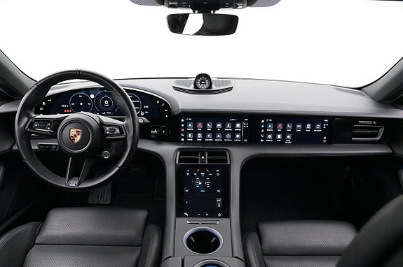 Porsche Taycan 4S 6 of 27