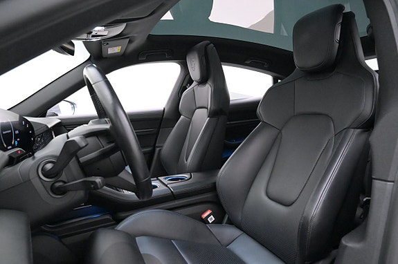 Porsche Taycan 4S 10 of 27