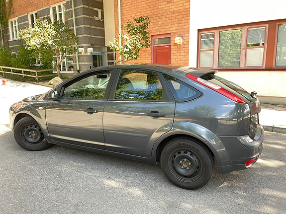 Ford Focus 4 of 11