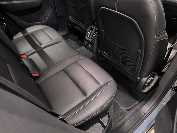 Volvo XC40 9 of 10