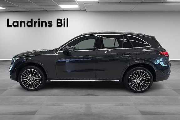 Mercedes-Benz GLC300 e 4 of 17