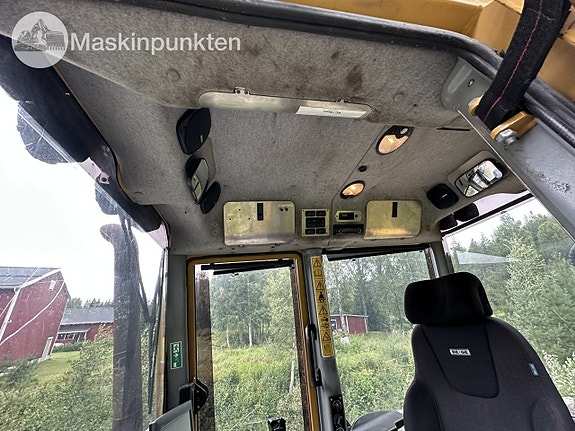 Tigercat 1075C markberedare/skotare med bracke T26.A aggregat samt skotar rede 12 of 27