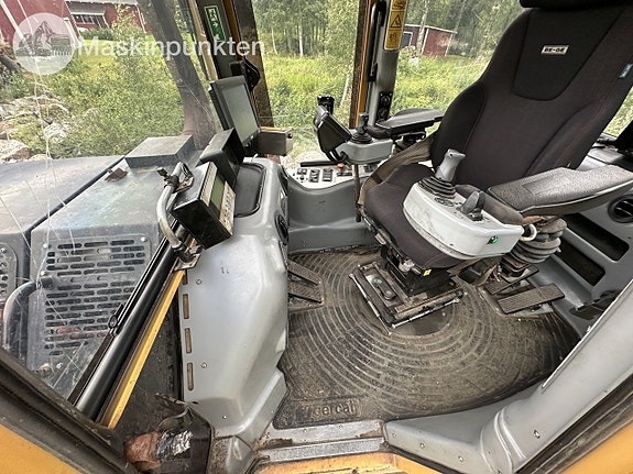 Tigercat 1075C markberedare/skotare med bracke T26.A aggregat samt skotar rede 13 of 27